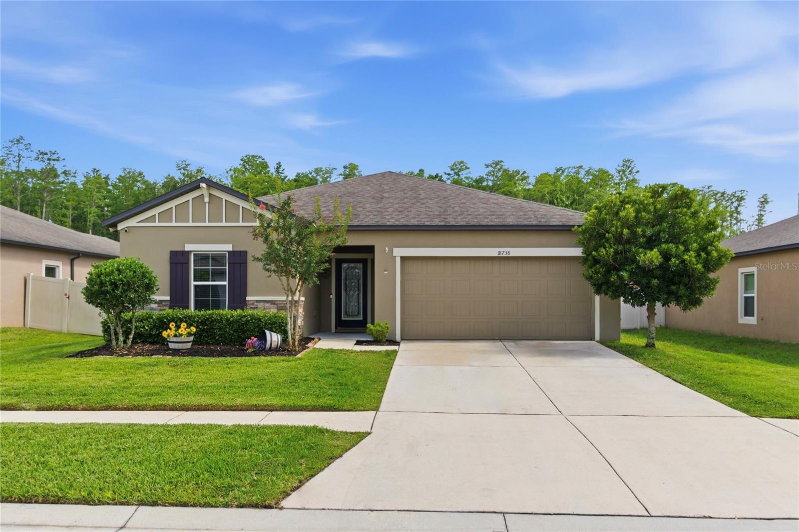 18738 Alfaro Loop Property Photo 1