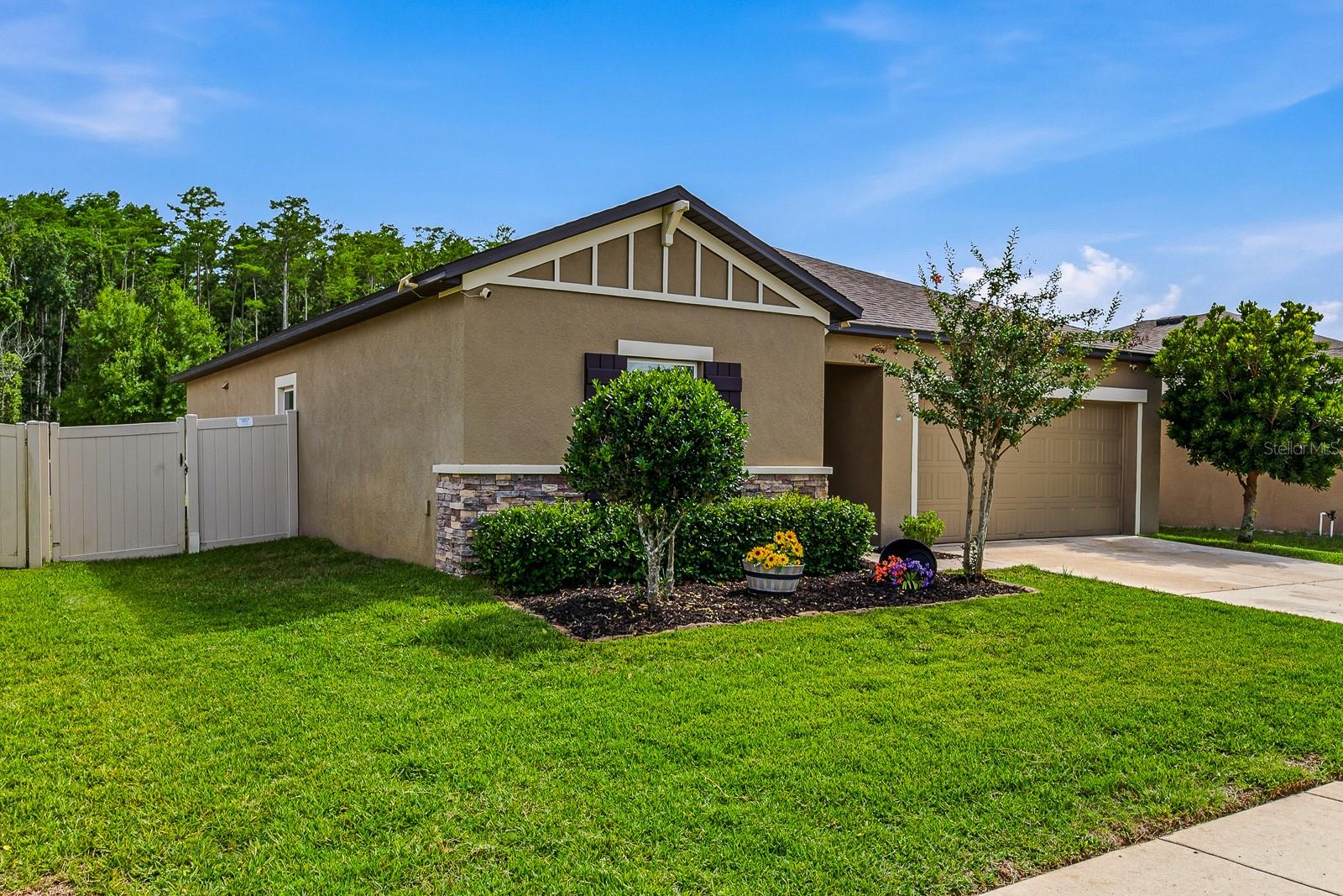 18738 Alfaro Loop Property Photo 22
