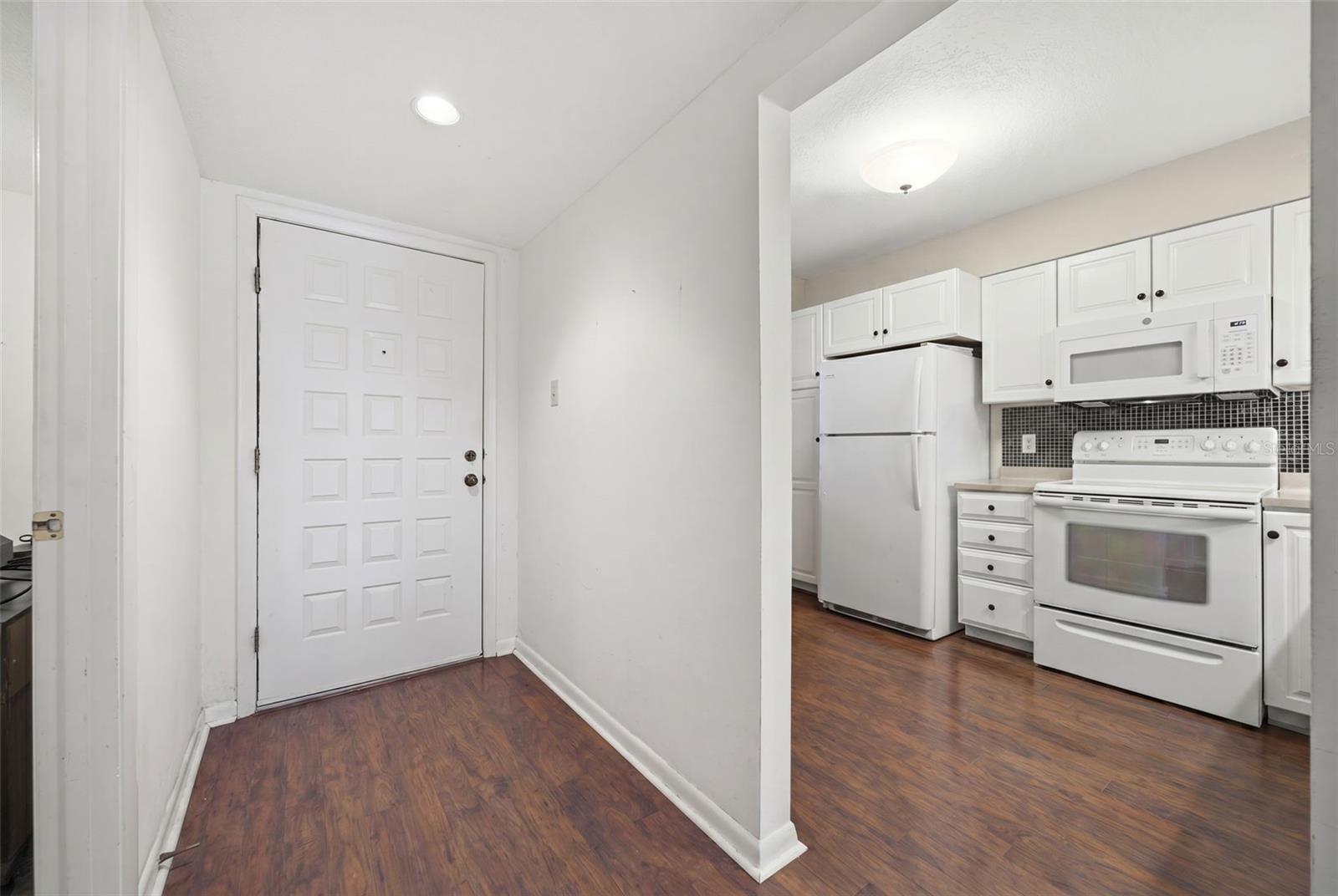 1802 Mariner Dr E #25 Property Photo 4