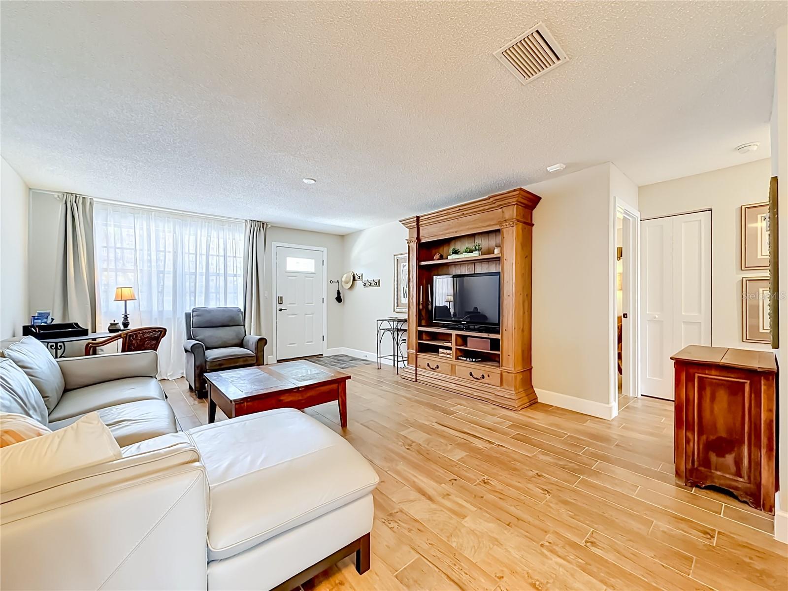 5925 Shore Blvd S #107 Property Photo 5