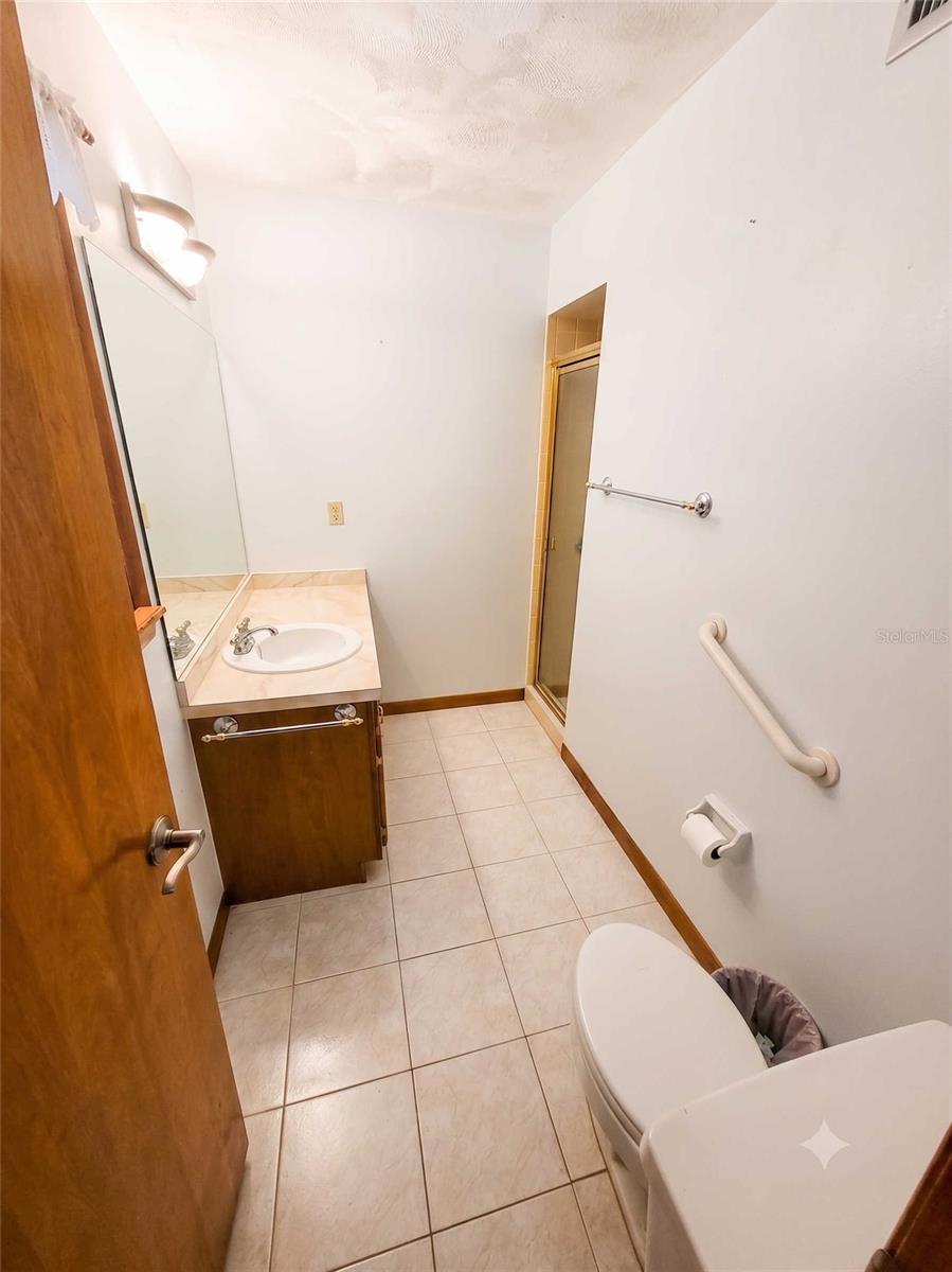 7047 Windmere Rd Property Photo 11