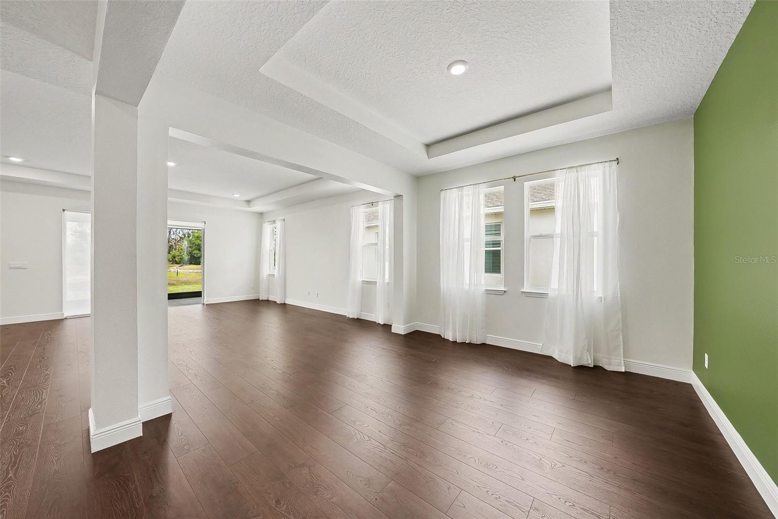 23231 Scaglione Dr Property Photo 9