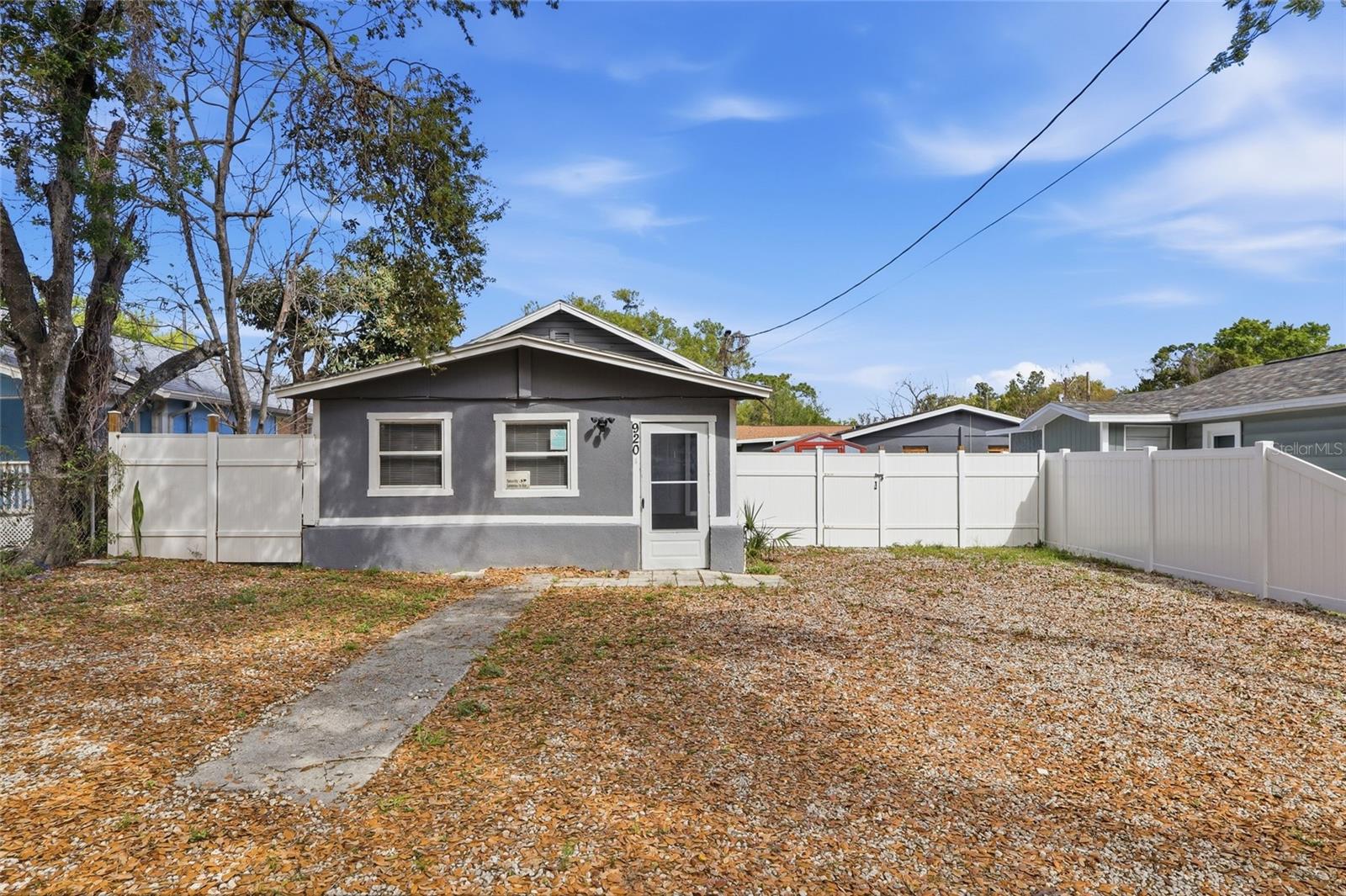 920 E Annie St Property Photo 1