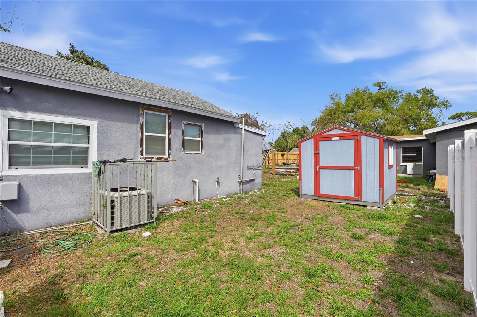 920 E Annie St Property Photo 8