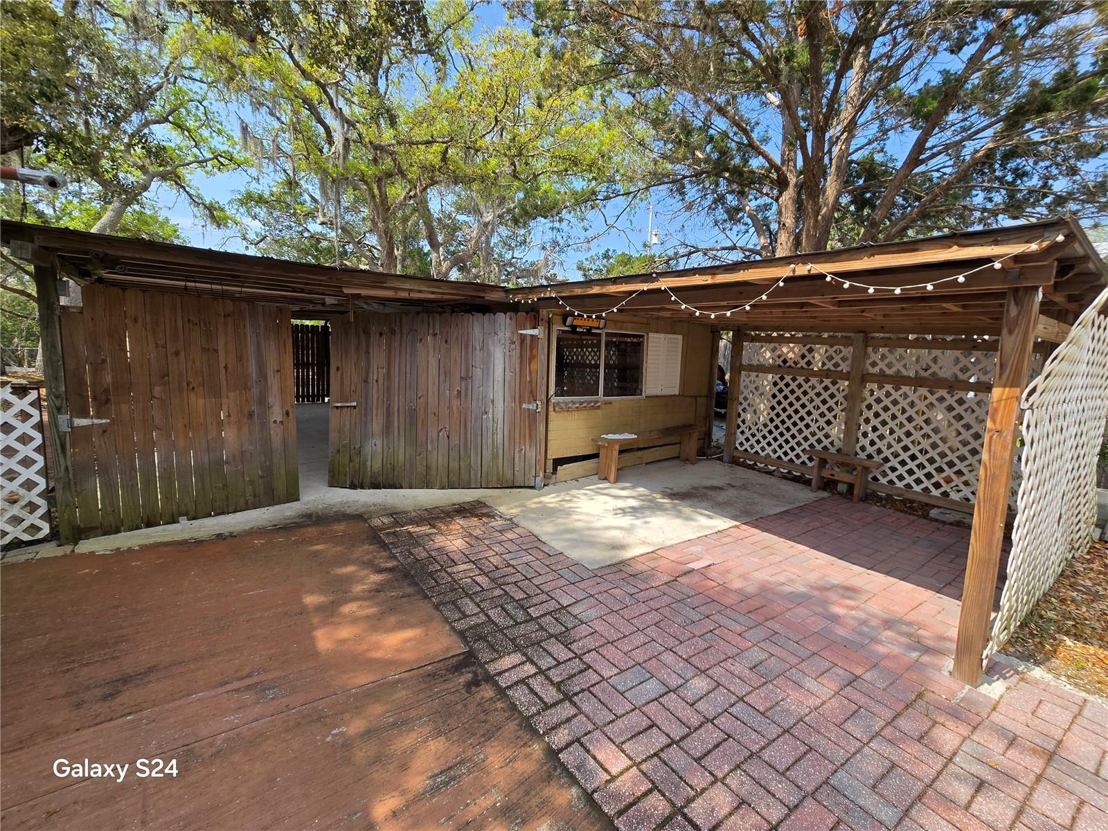 14365 & 14353 W Ebbtide Ct Property Photo 7