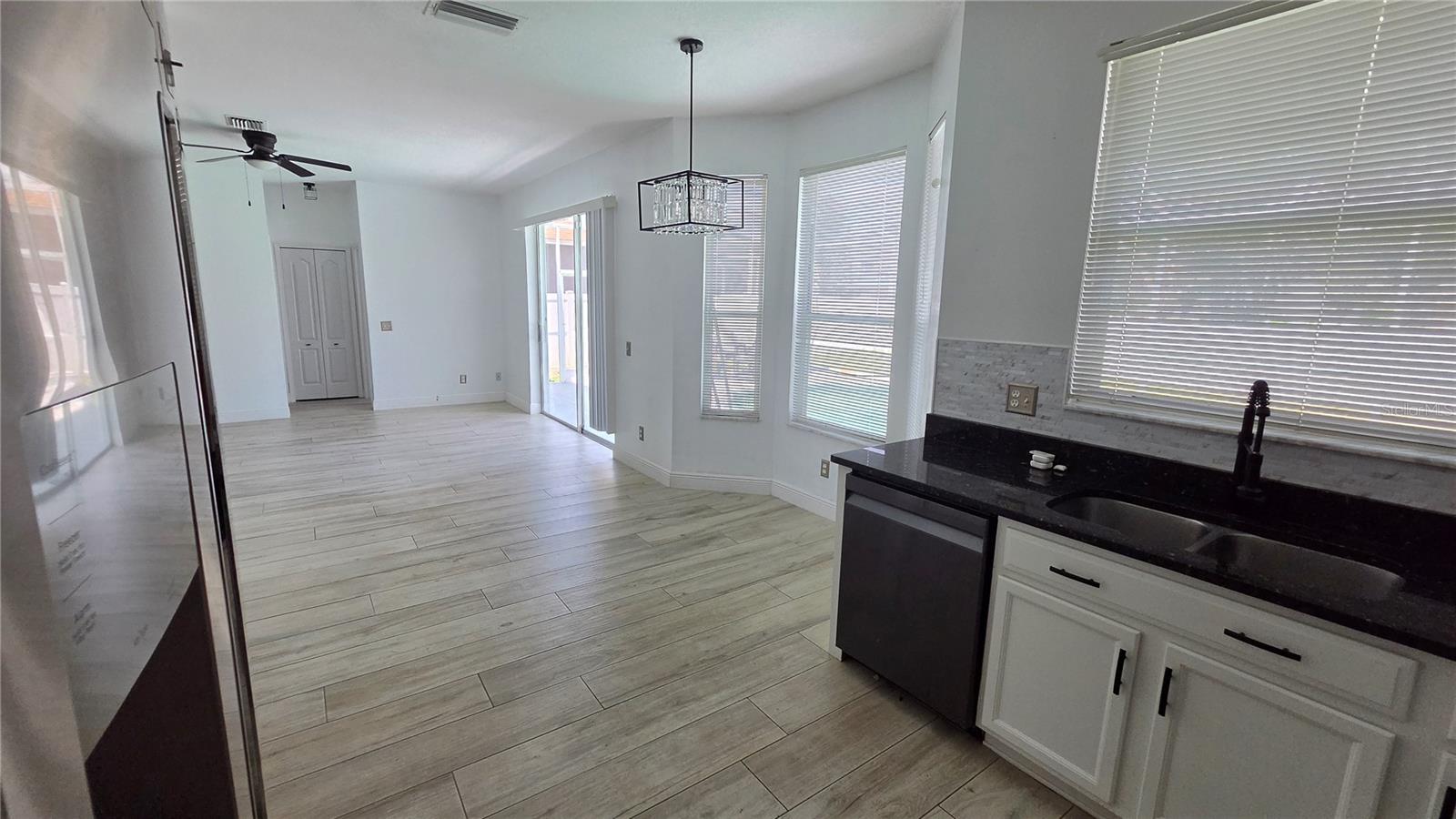 10422 Glen Willow Ln Property Photo 12
