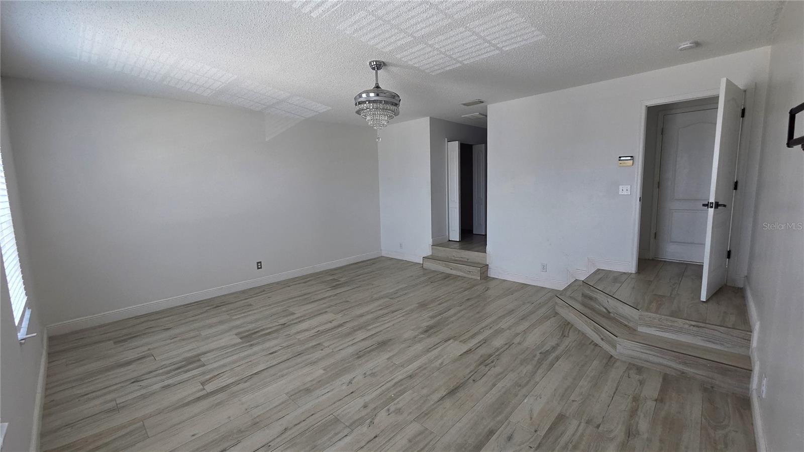 10422 Glen Willow Ln Property Photo 18