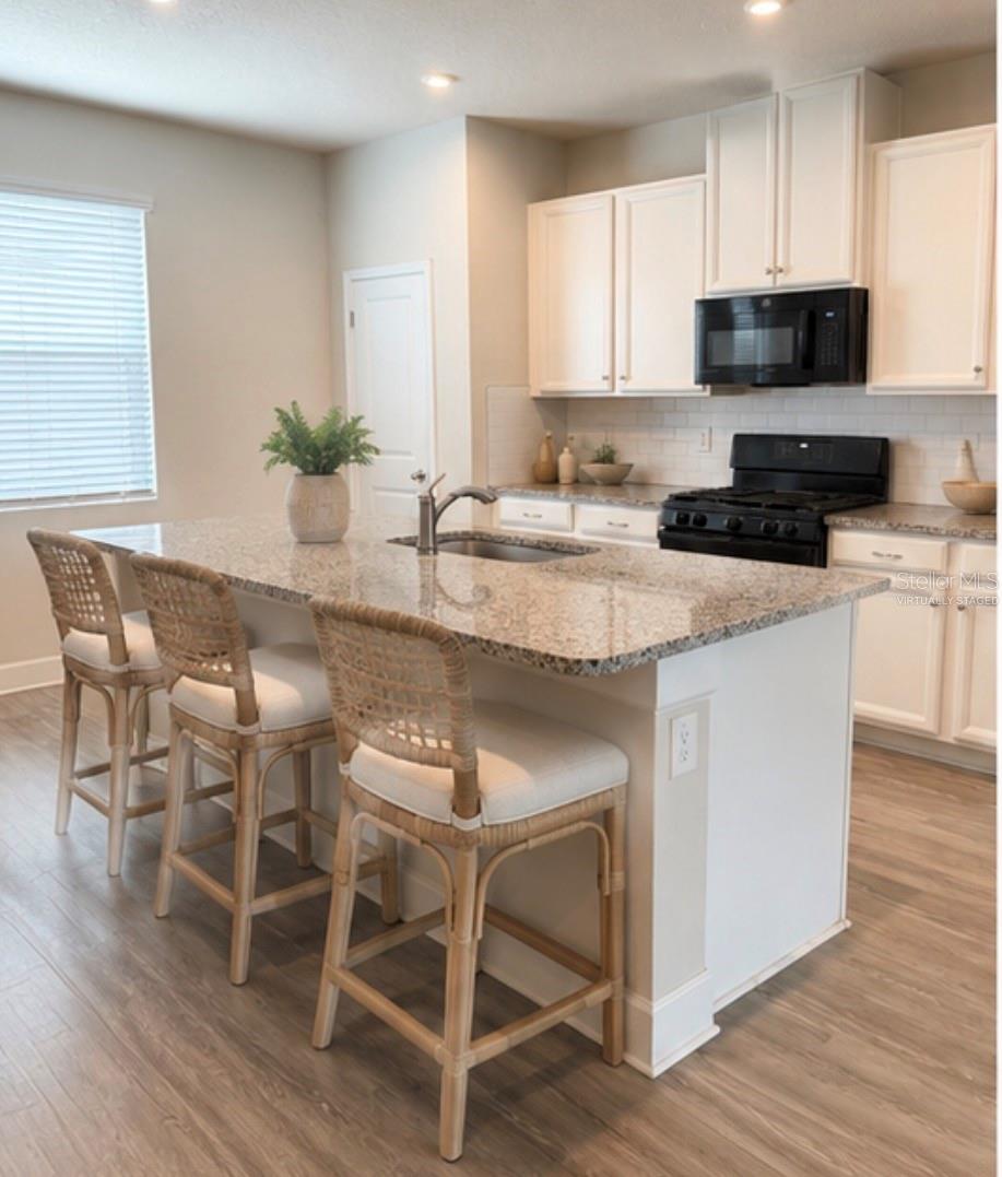 15084 Caravan Ave Property Photo 1