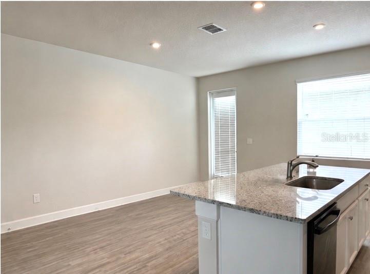 15084 Caravan Ave Property Photo 12