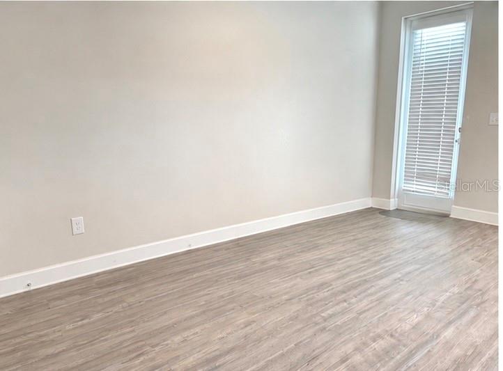 15084 Caravan Ave Property Photo 14