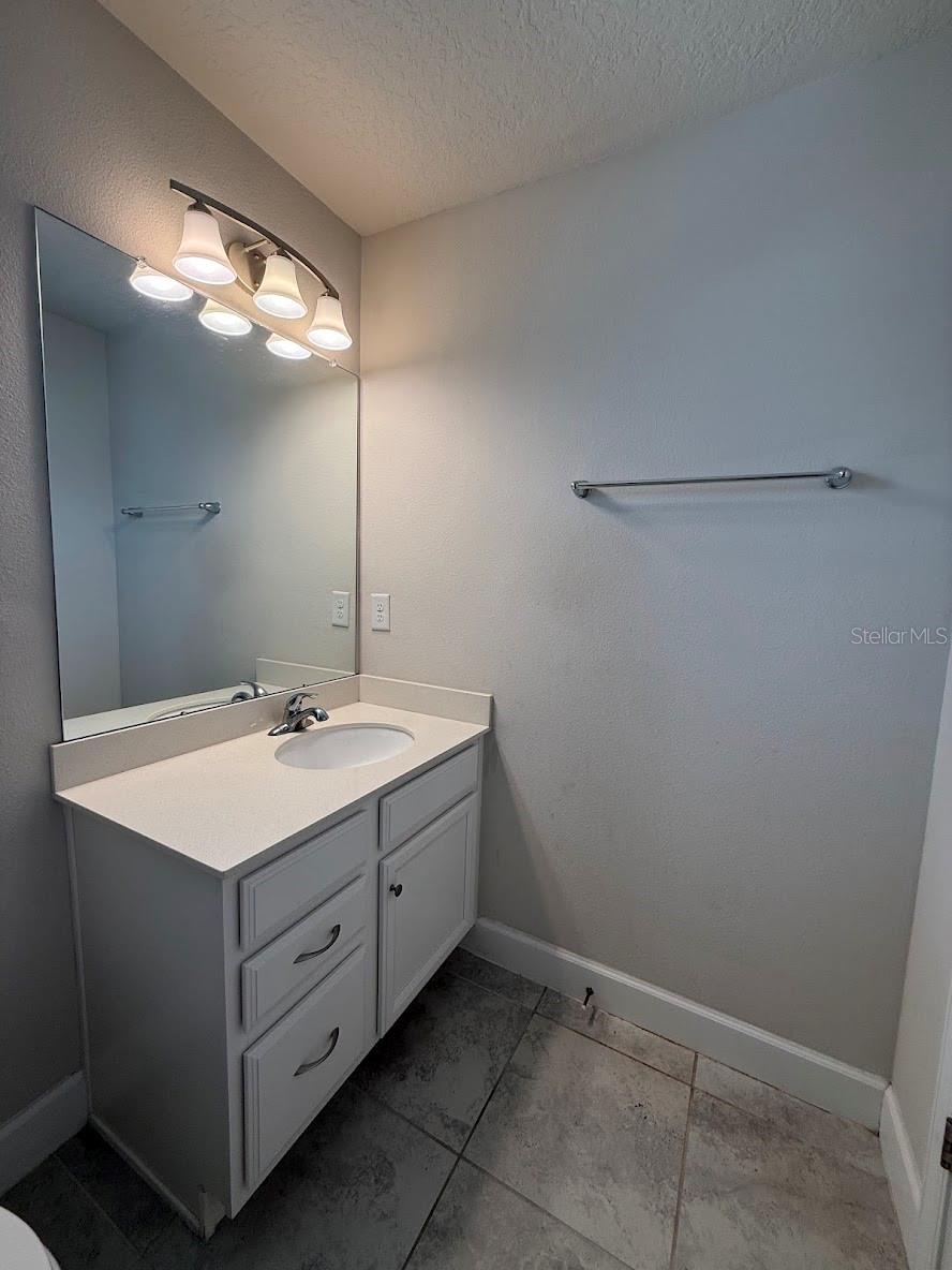 15084 Caravan Ave Property Photo 23