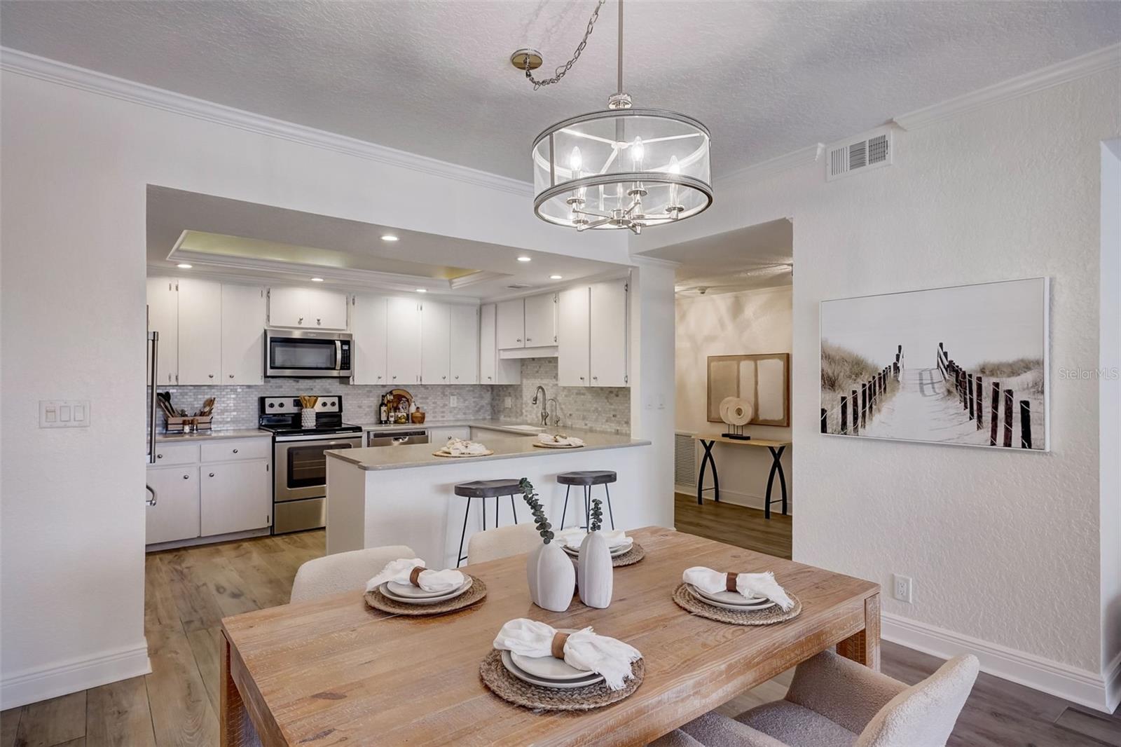 6 Belleview Blvd #101 Property Photo 6