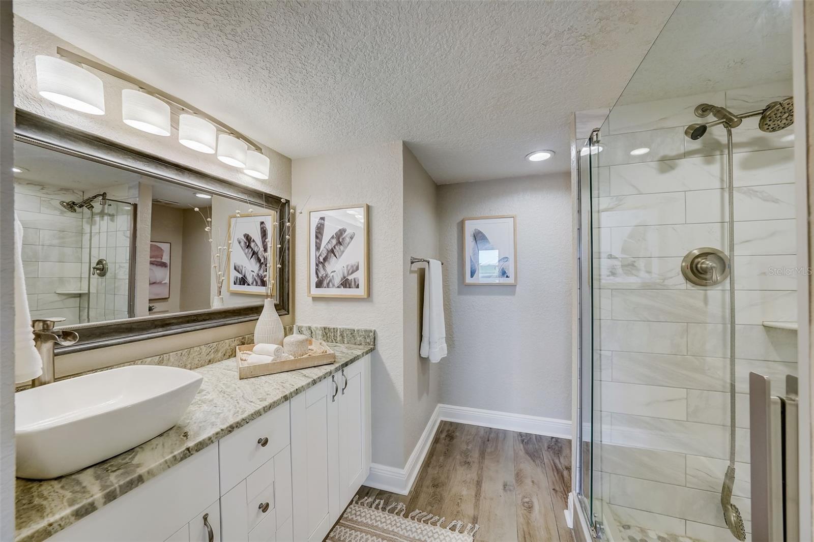 6 Belleview Blvd #101 Property Photo 12