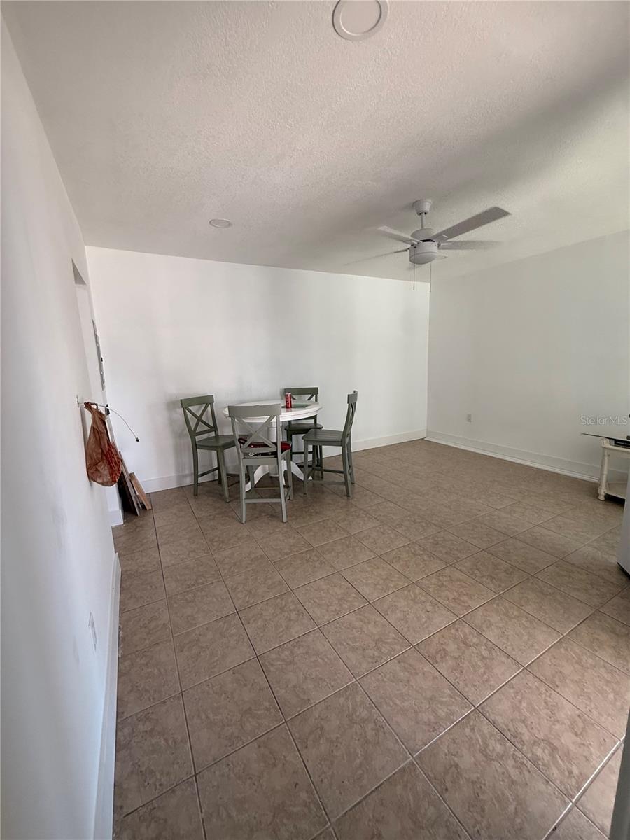 159 Medallion Blvd #a Property Photo 2