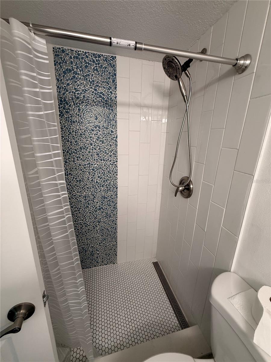 159 Medallion Blvd #a Property Photo 5