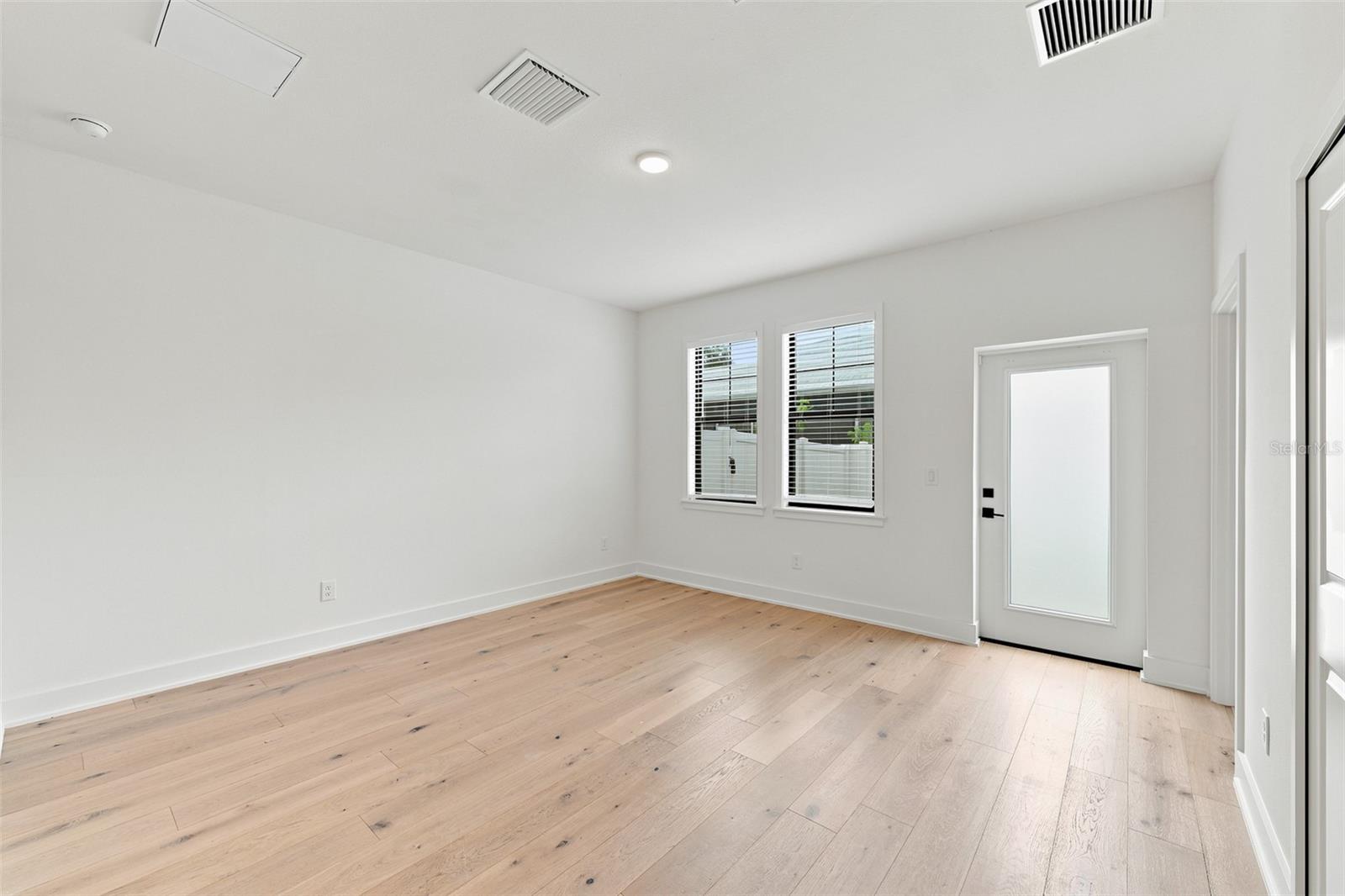 4324 W Gray St #3 Property Photo 12