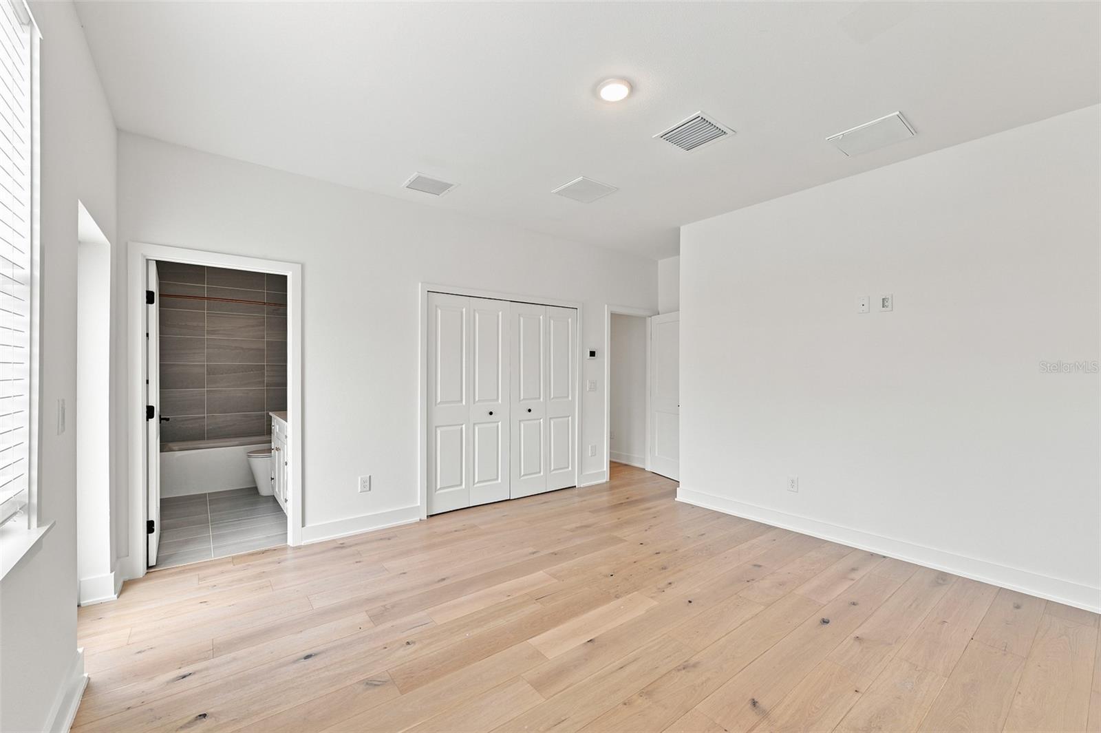 4324 W Gray St #3 Property Photo 13