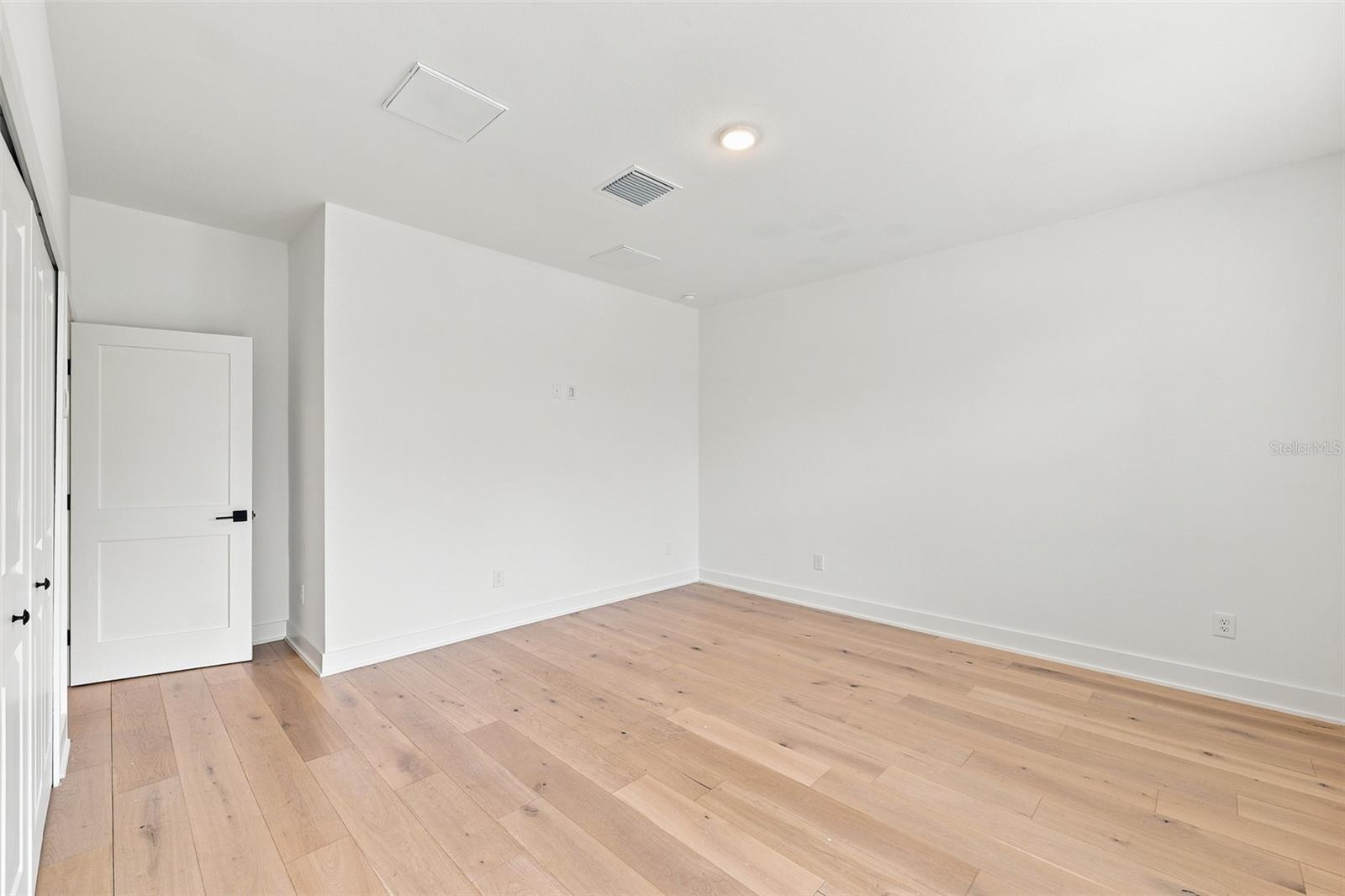 4324 W Gray St #3 Property Photo 14
