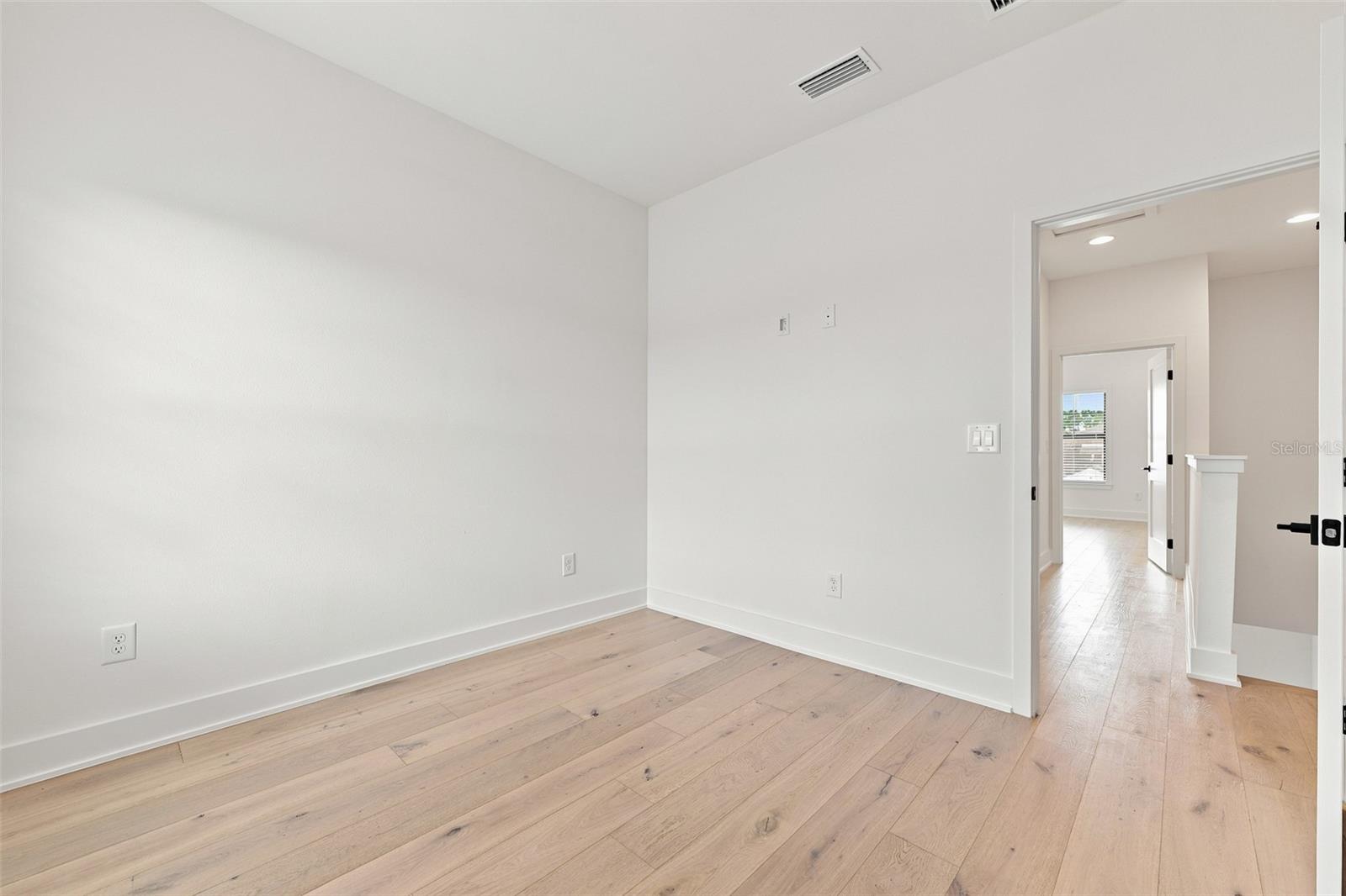 4324 W Gray St #3 Property Photo 17