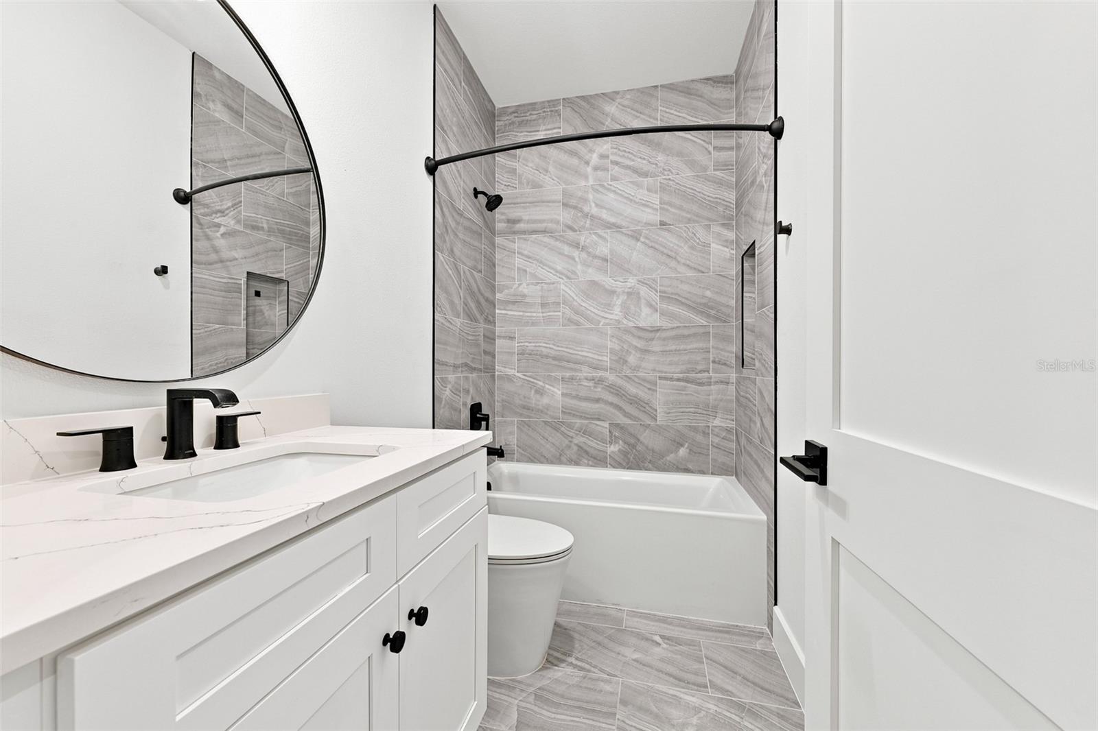 4324 W Gray St #3 Property Photo 29