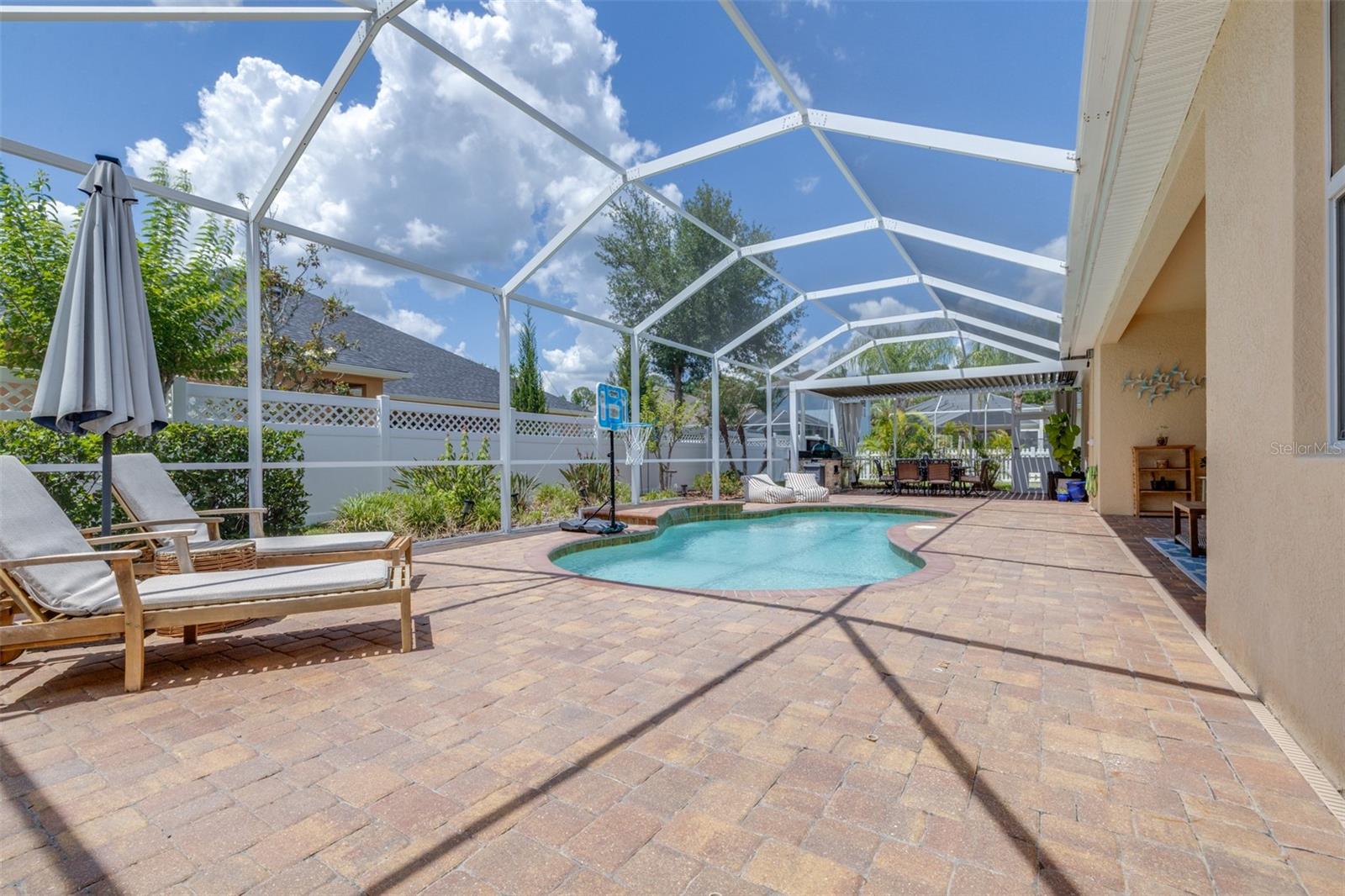 3227 Watermark Dr Property Photo 2