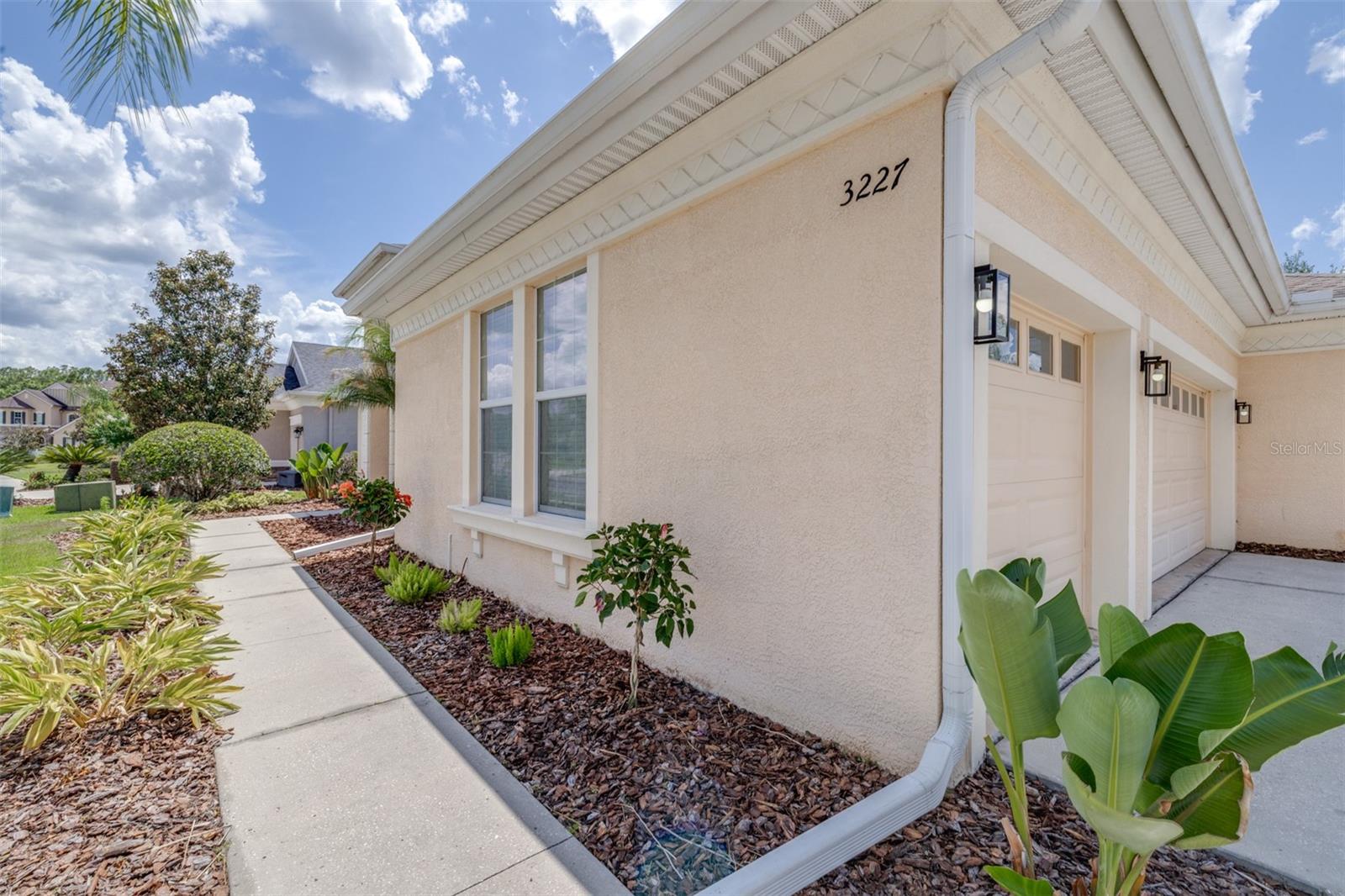 3227 Watermark Dr Property Photo 7