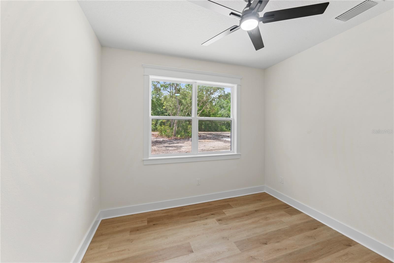 35425 Nutmeg Dr Property Photo 29