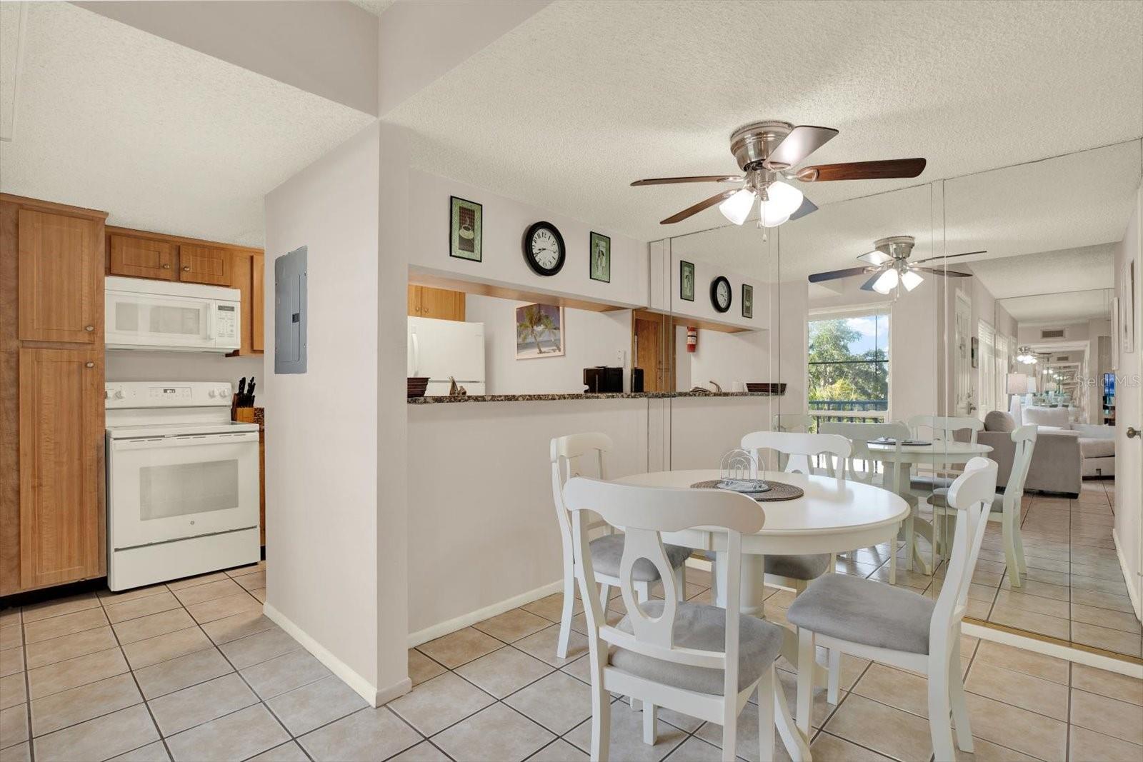 169 Medallion Blvd #e Property Photo 8