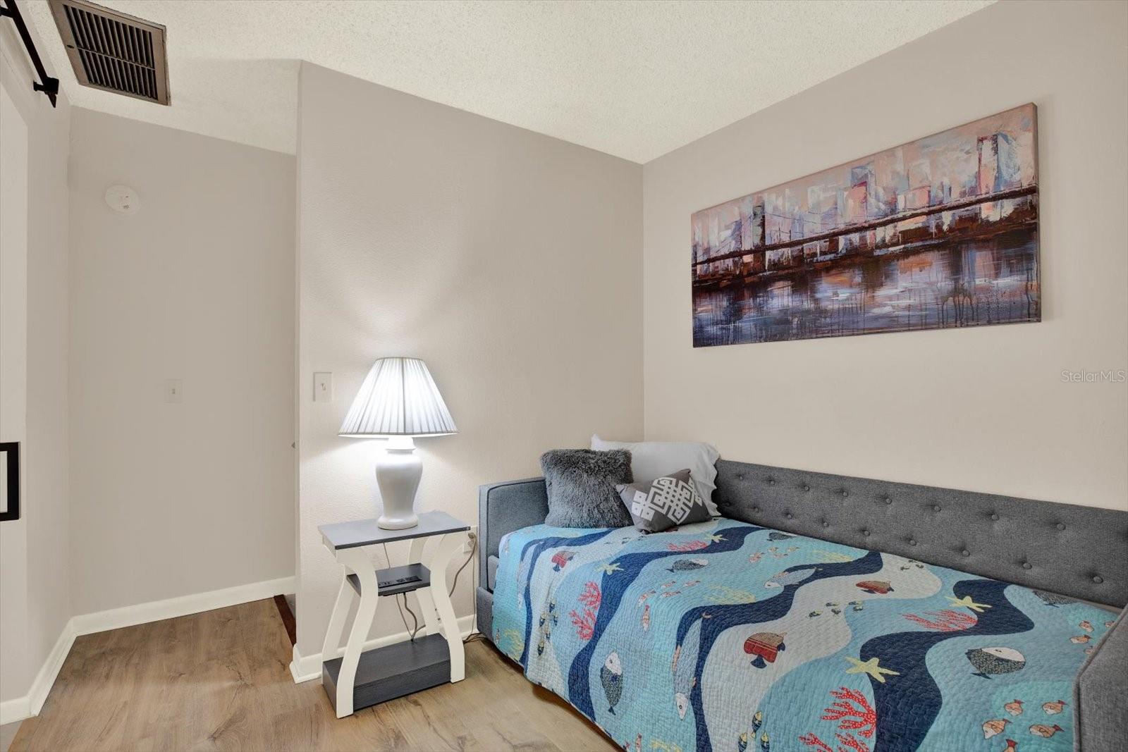 169 Medallion Blvd #e Property Photo 14