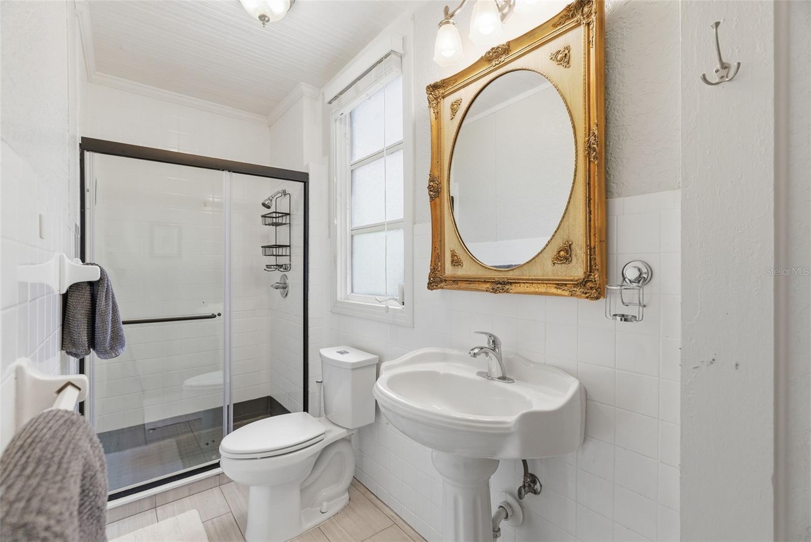 3017 N Woodrow Ave Property Photo 15