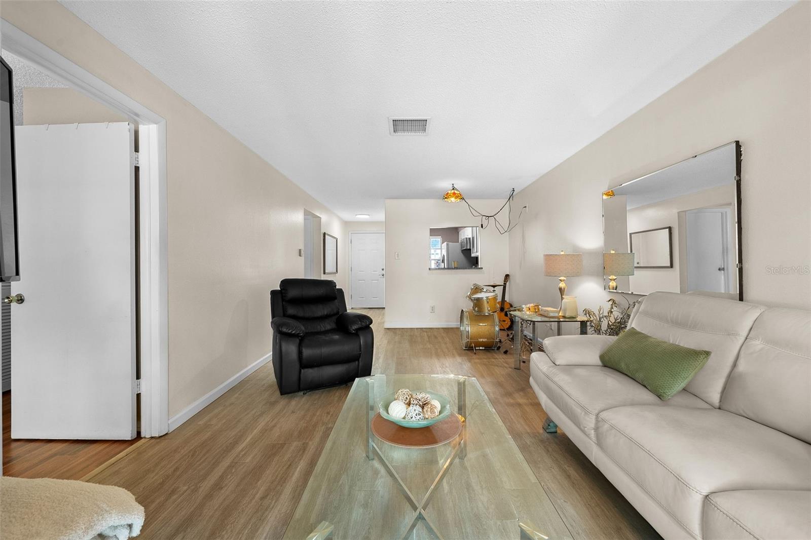 3657 Trophy Blvd Property Photo 3