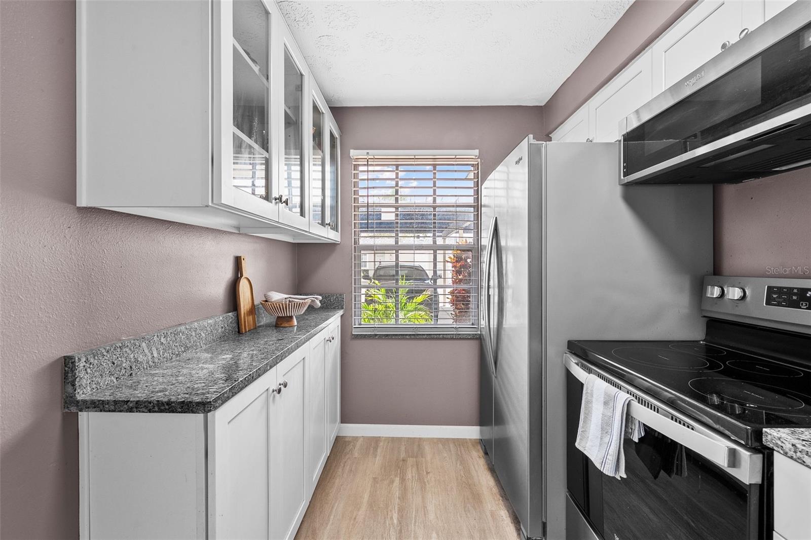 3657 Trophy Blvd Property Photo 9