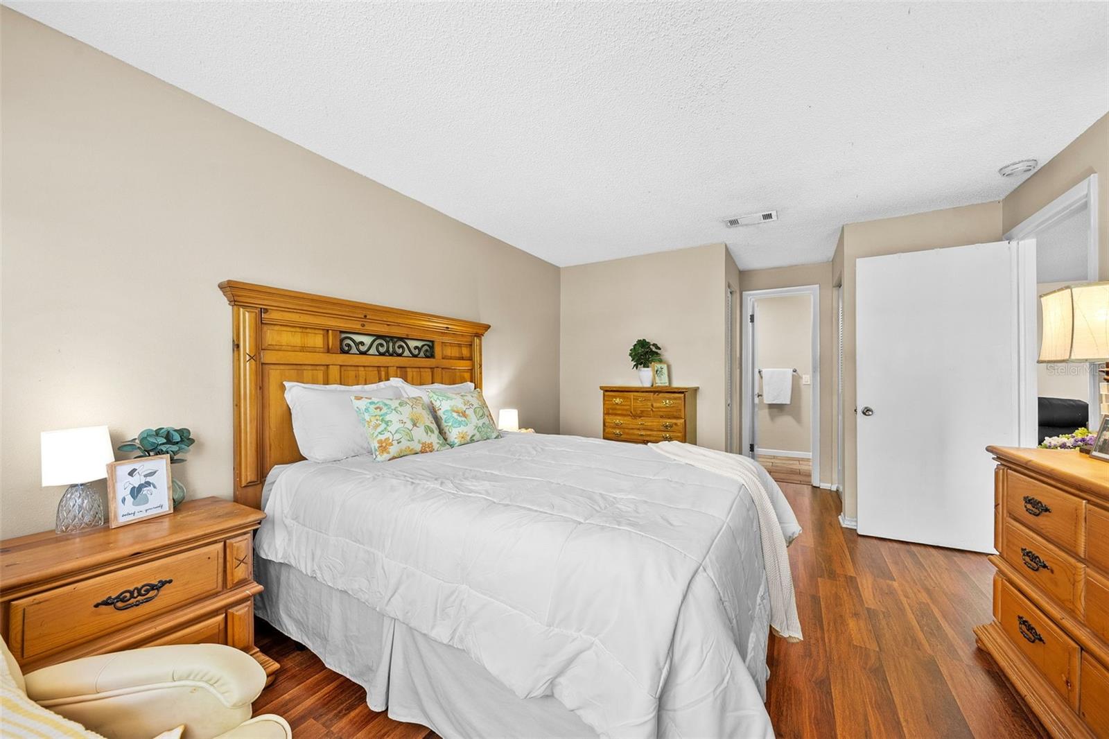 3657 Trophy Blvd Property Photo 13