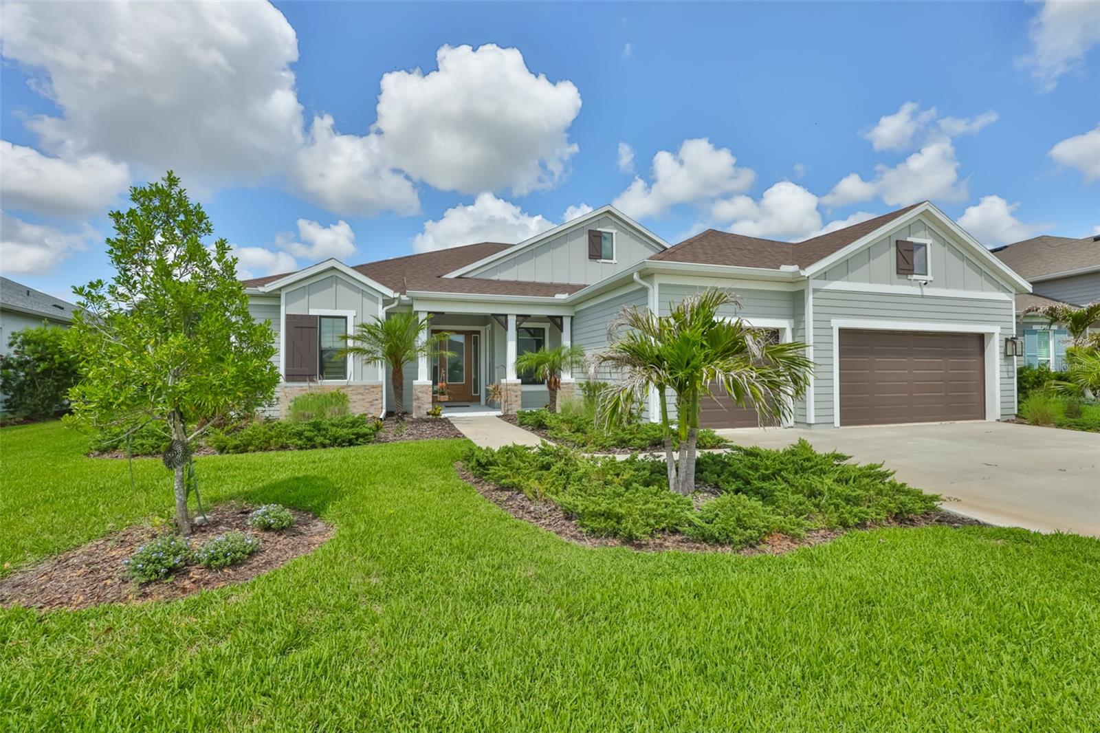 14269 Skipping Stone Loop Property Photo 1