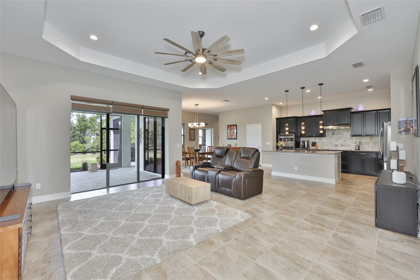 14269 Skipping Stone Loop Property Photo 6