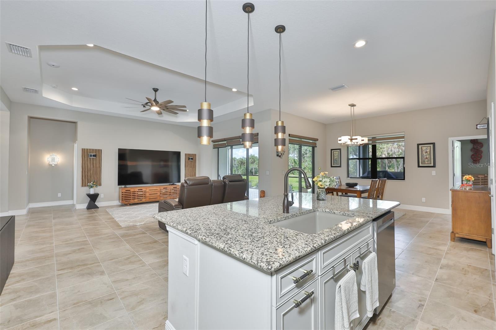 14269 Skipping Stone Loop Property Photo 11