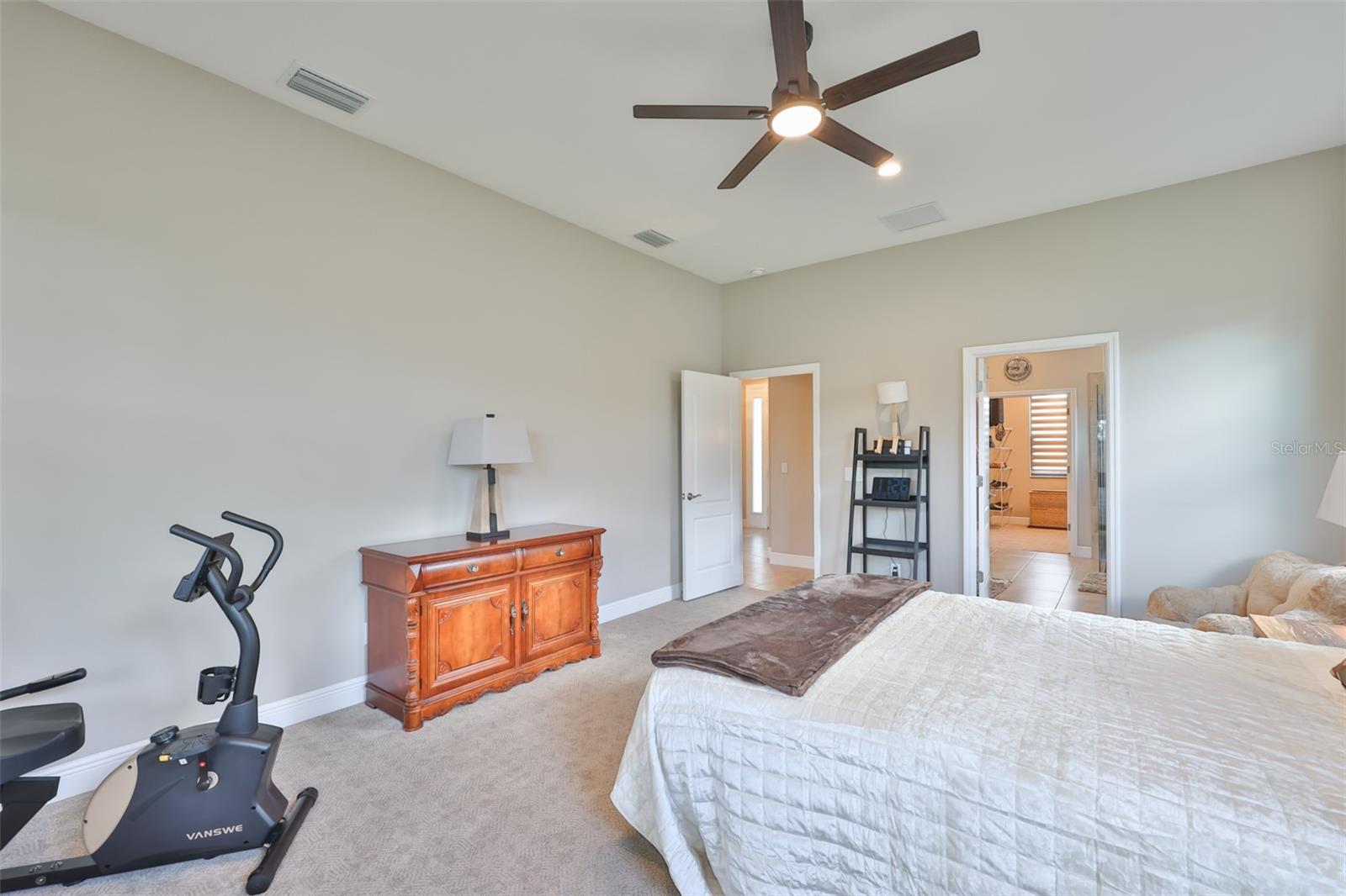 14269 Skipping Stone Loop Property Photo 17