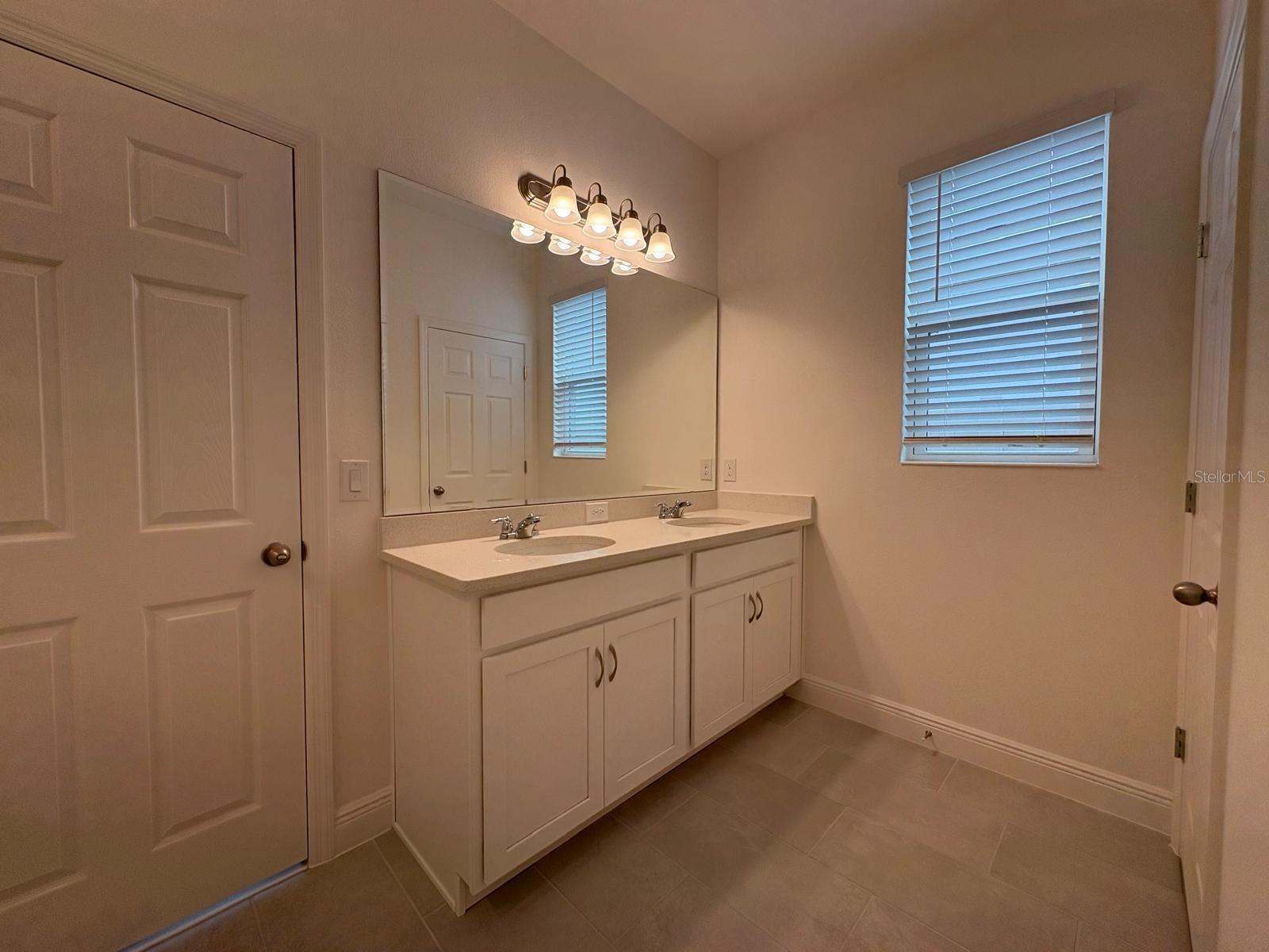 366 Siwtchgrass Loop Property Photo 29