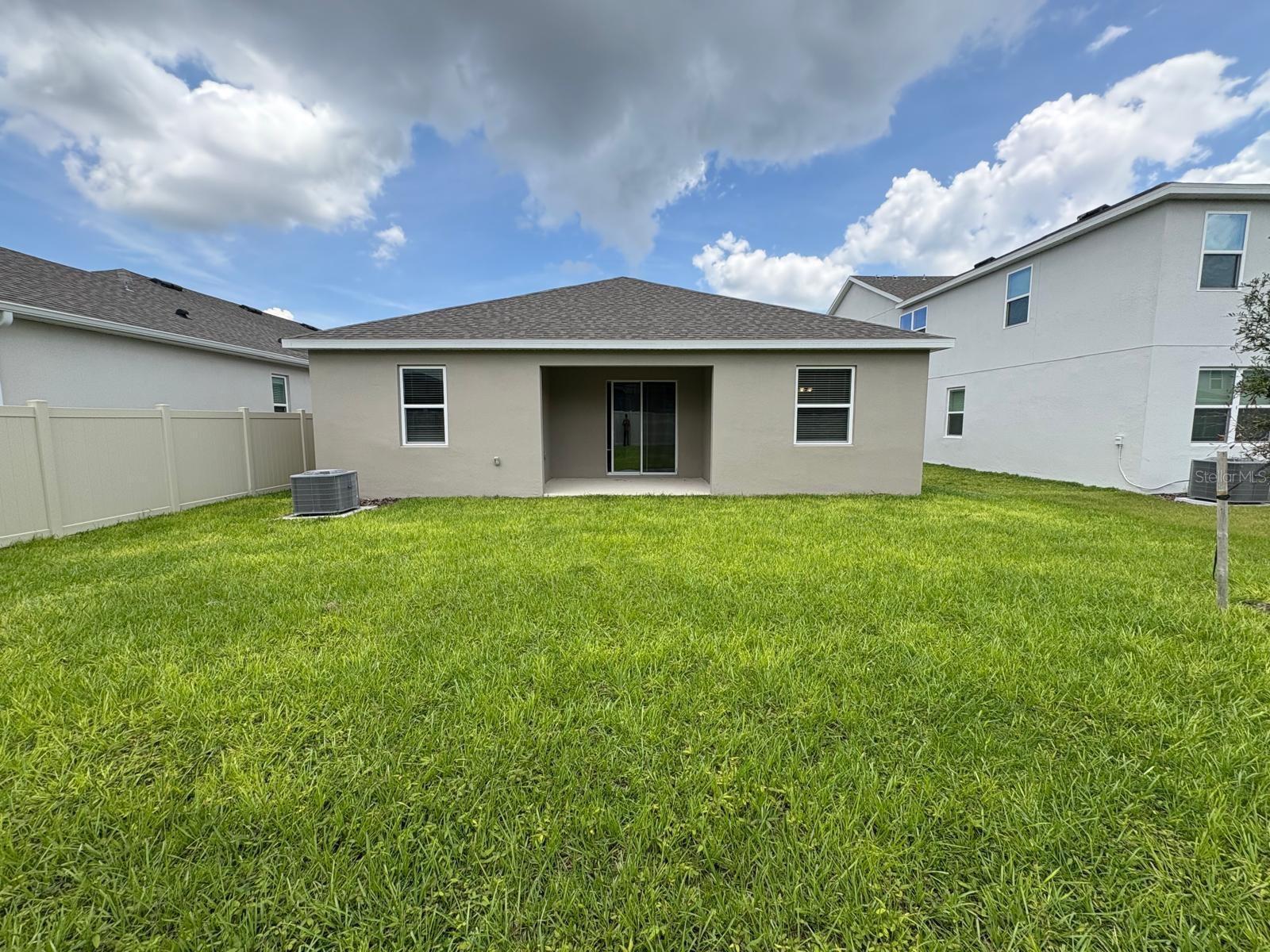 366 Siwtchgrass Loop Property Photo 32