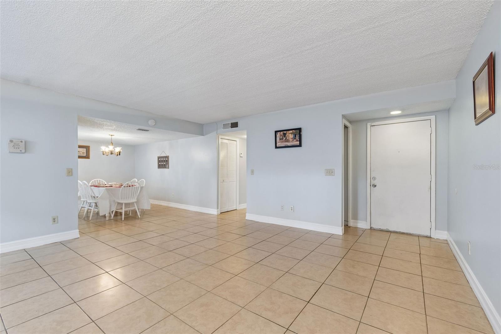 4745 Puritan Cir #4745 Property Photo 8
