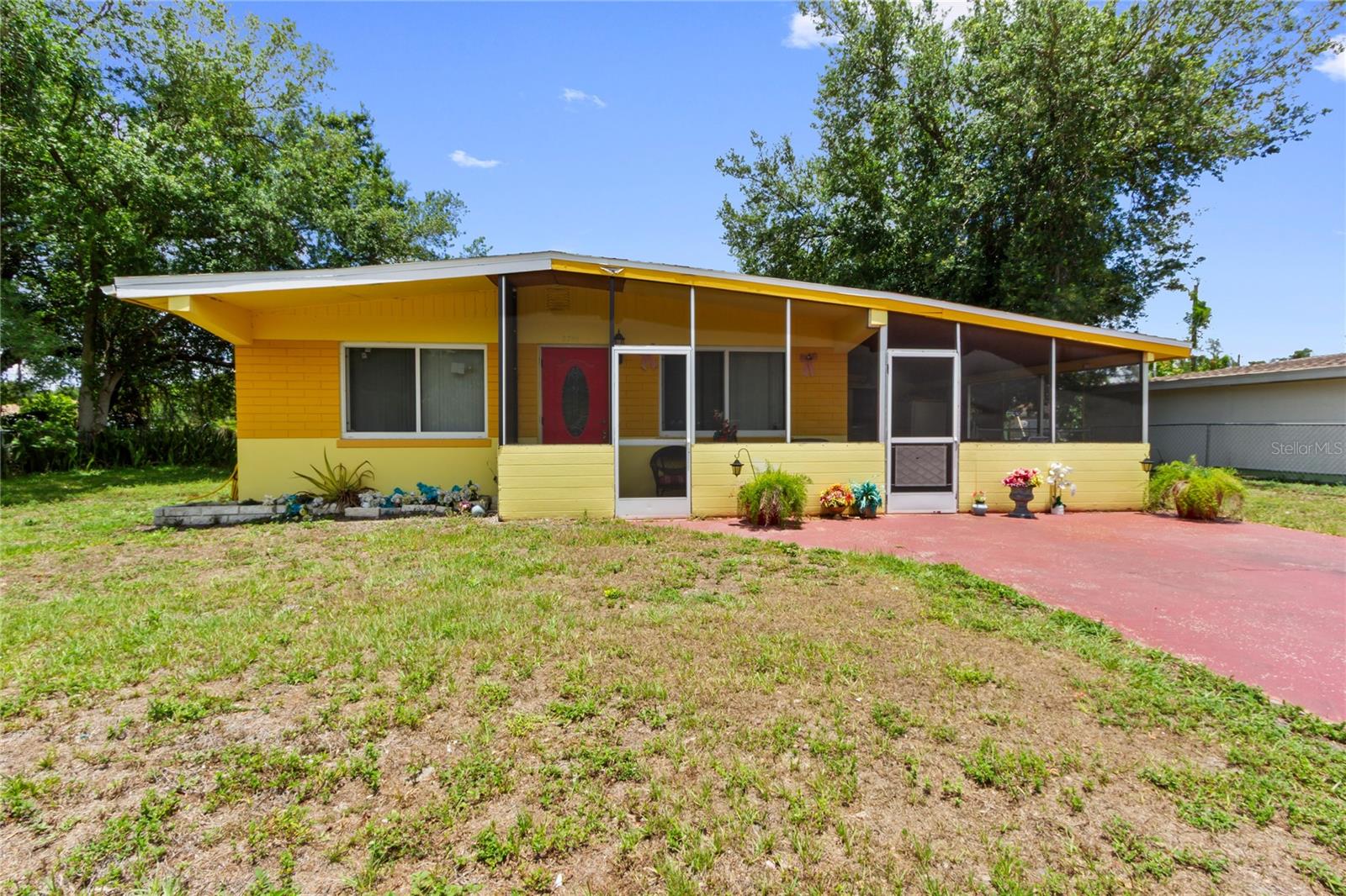 3741 Bell St Property Photo 1