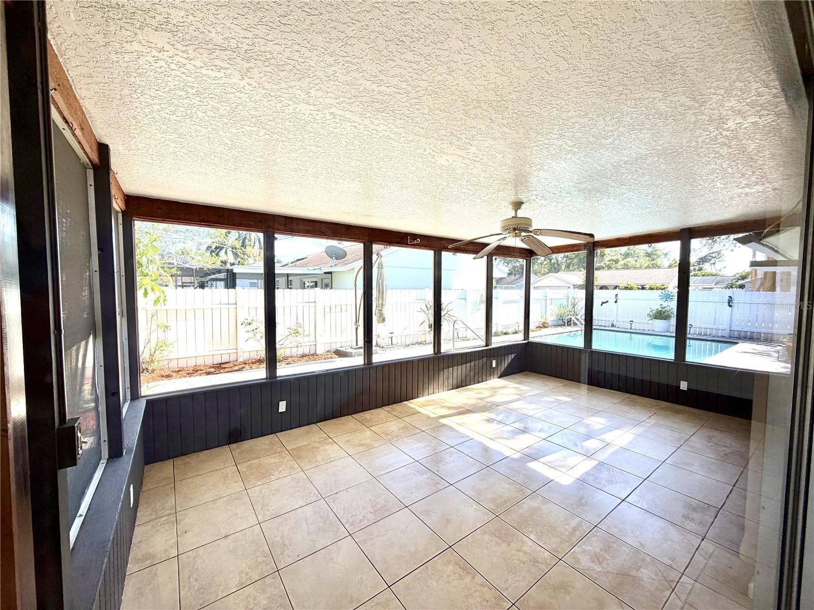 8212 101st Ct Property Photo 12