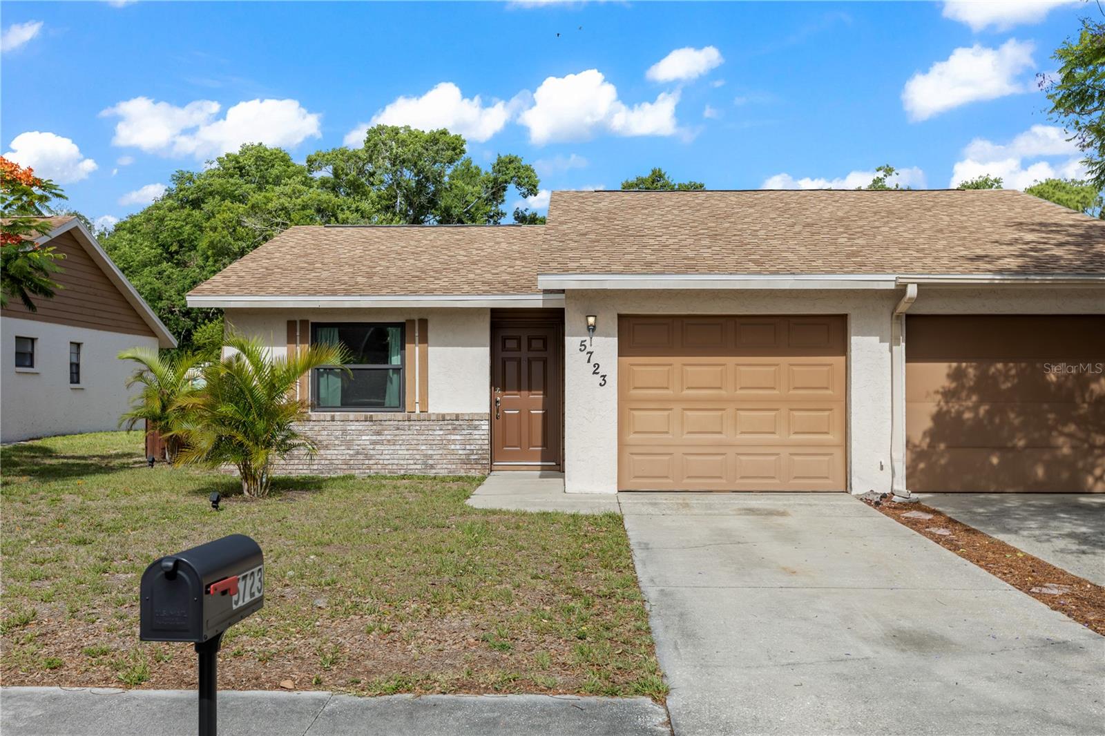 5723 Deer Hollow Trl Property Photo 1