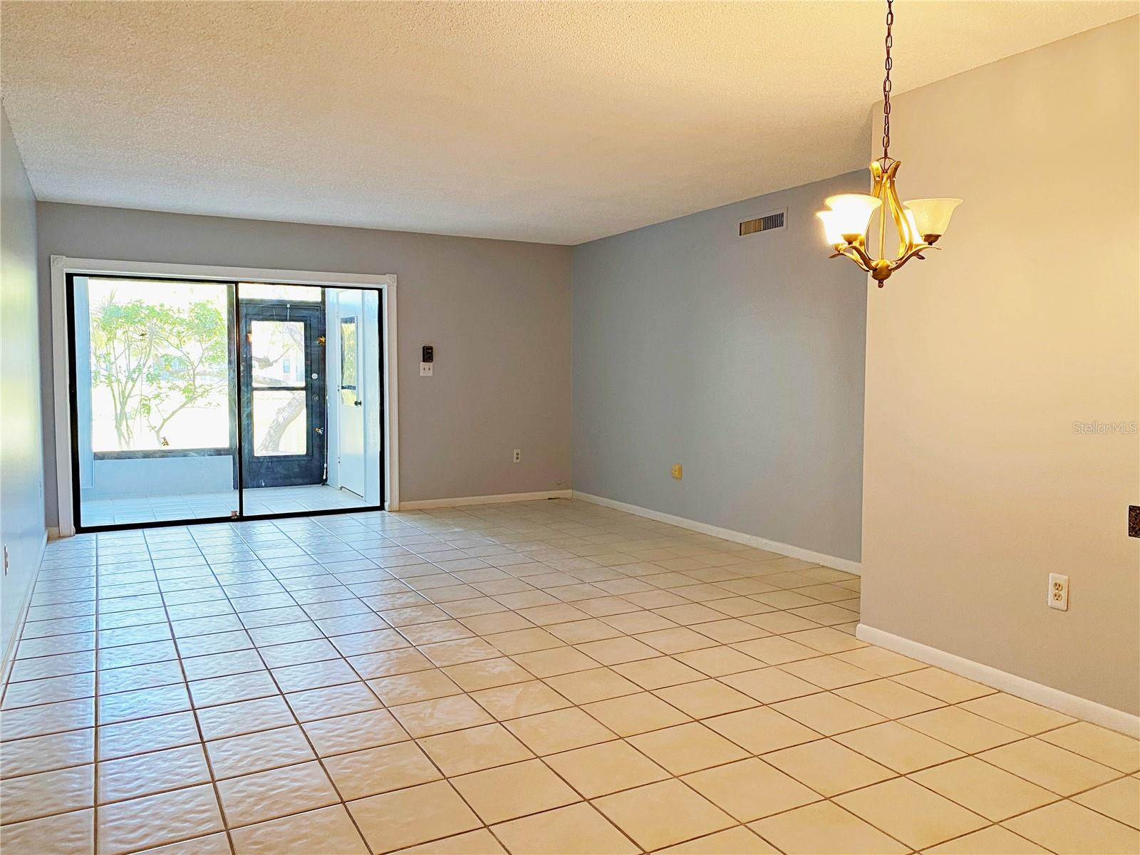 2700 Nebraska Ave #5-105 Property Photo 5