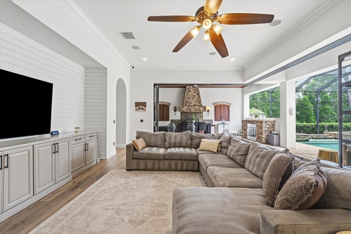 16303 Dunlindale Dr Property Photo 4
