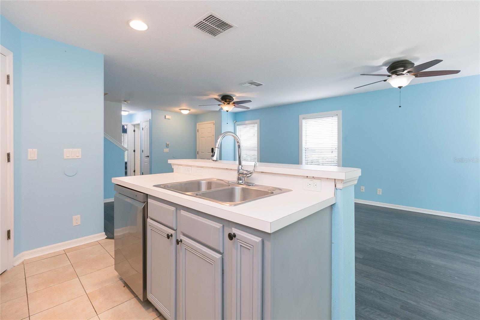 3152 Royal Tuscan Ln Property Photo 12