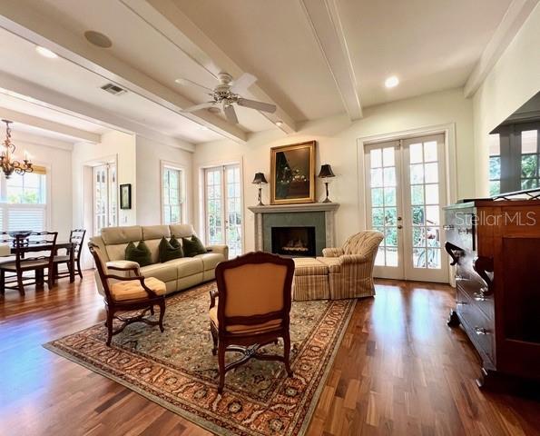 622 Penn Pl Property Photo 3