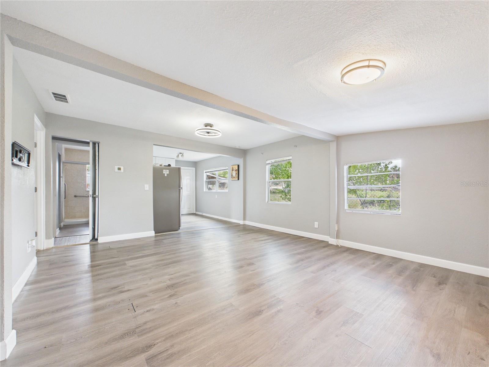 605 S Disston Ave Property Photo 14