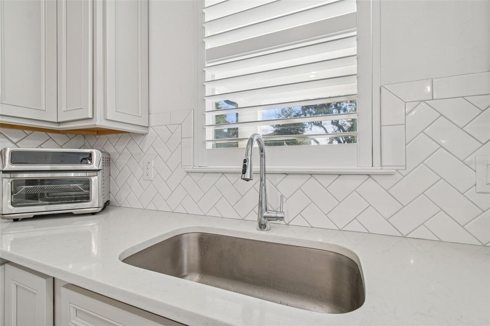 14161 Hammock Crest Way Property Photo 20