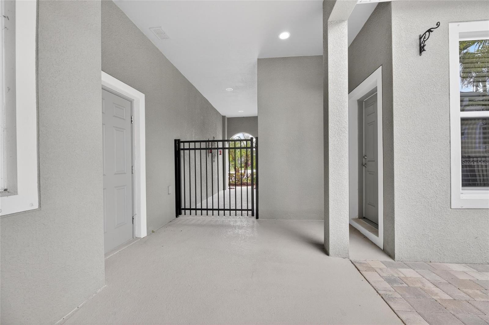 6411 Blue Sail Ln Property Photo 5